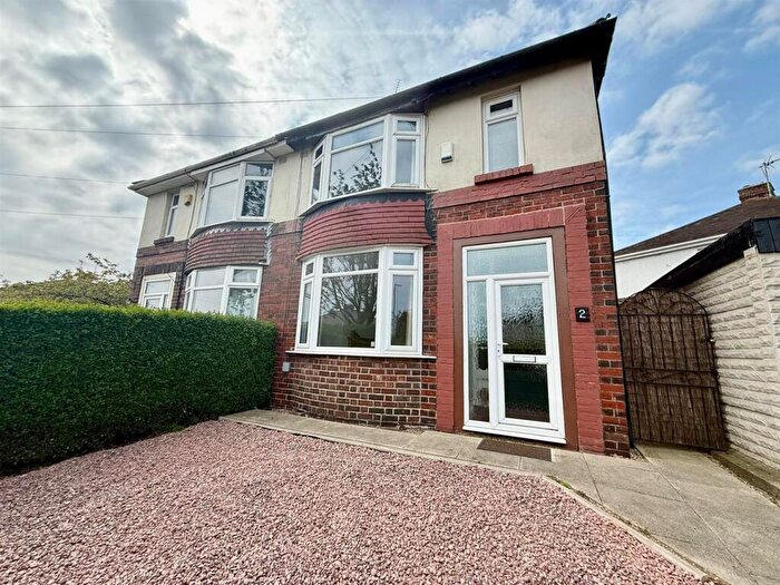 3 Bedroom Semi-Detached House To Rent In Briarfield Avenue, Sheffield, S12