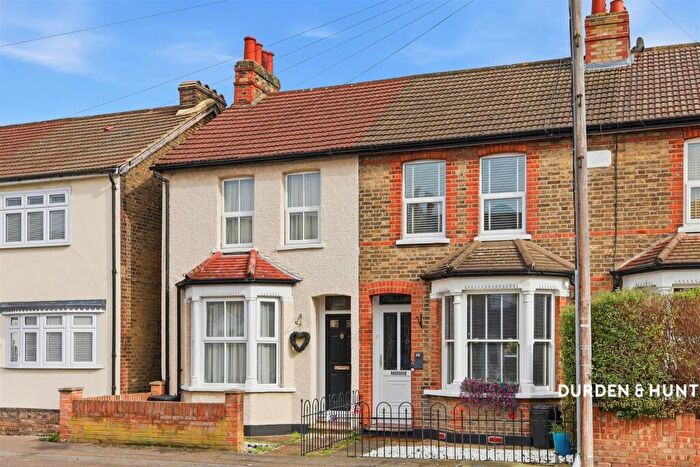 3 Bedroom Terraced House For Sale In Douglas Road, Hornchurch, RM11