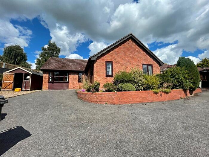 3 Bedroom Bungalow To Rent In Riverhead, Louth, LN11