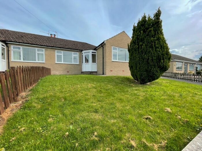 3 Bedroom Bungalow To Rent In South Grange Road, Ripon, North Yorkshire, HG4