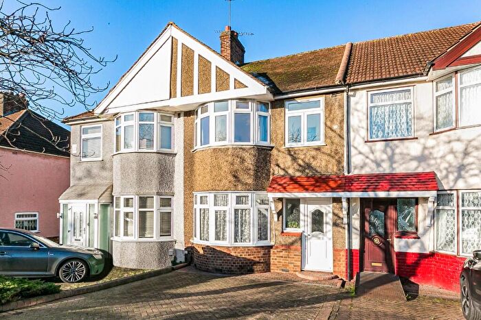 3 Bedroom Terraced House For Sale In Waltham Way, London, E4