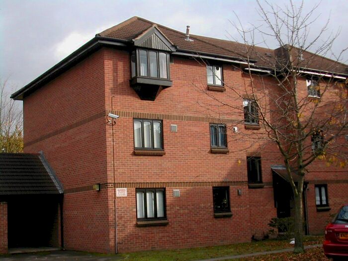 Studio To Rent In Vicarage Way, Colnbrook, Slough, SL3