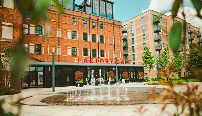 2 Bedroom Apartment For Sale In Flat, Aquifer House, Exploration Way, Slough, SL1