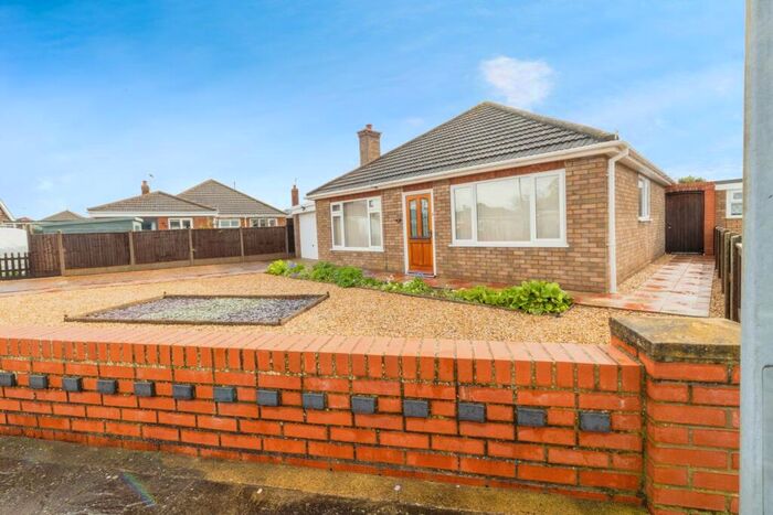 2 Bedroom Bungalow For Sale In Manor Road, North Hykeham, Lincoln, Lincolnshire, LN6