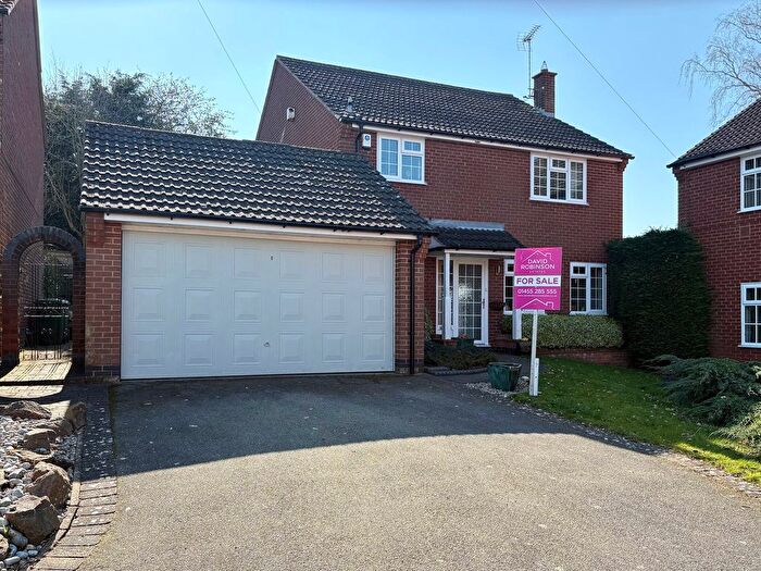 4 Bedroom Detached House For Sale In Wakes Close, Dunton Bassett, Lutterworth, LE17