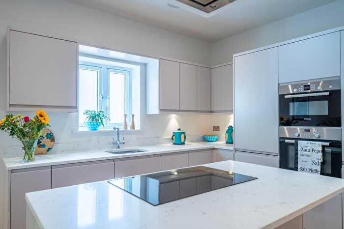 4 Bedroom Semi-Detached House For Sale In Downfield Close, Liverpool, L12