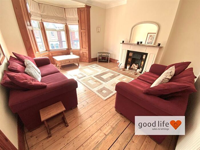 3 Bedroom Flat To Rent In Stanhope Road, South Shields, NE33