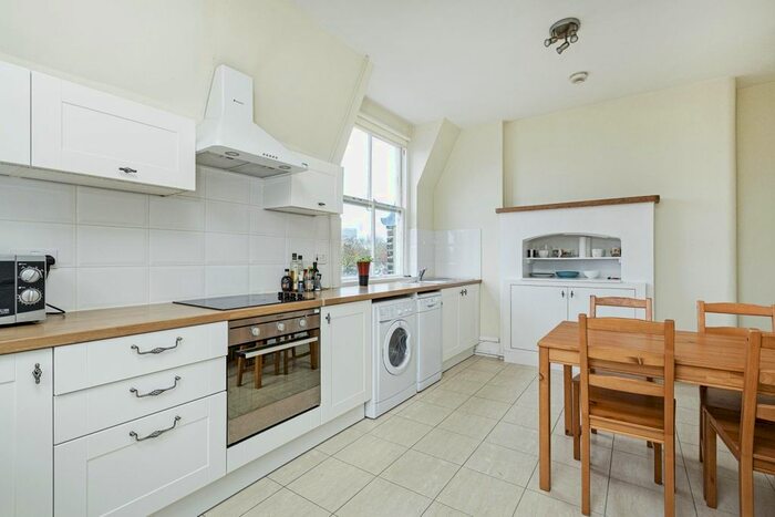 3 Bedroom Flat To Rent In Talgarth Road, London, W14