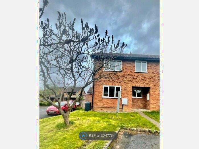 2 Bedroom Semi-Detached House To Rent In Thumwood, Chineham, Basingstoke, RG24