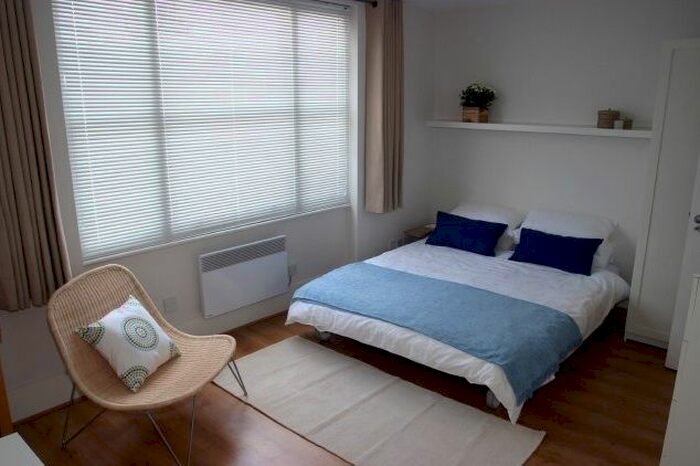 1 Bedroom Studio To Rent In Finborough Road, London, SW10