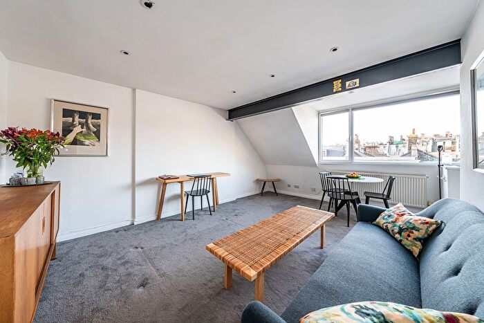 1 Bedroom Flat To Rent In Gordon Place, London, W8