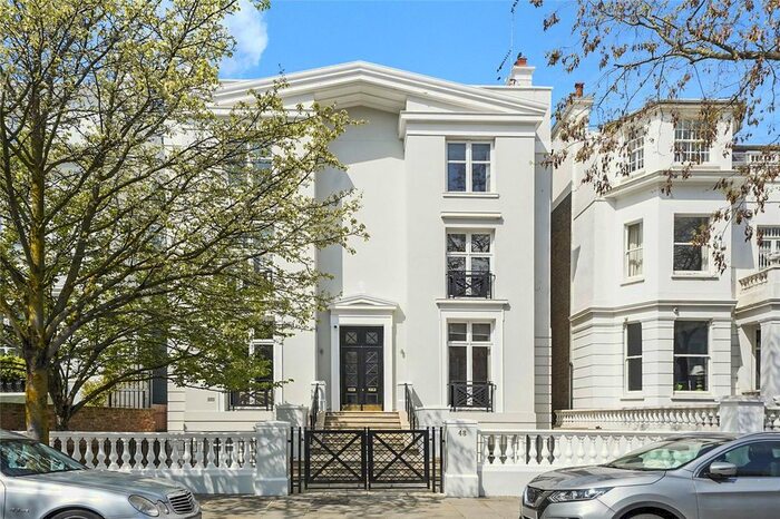 3 Bedroom Flat To Rent In Chepstow Villas, London, W11