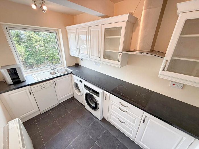 1 Bedroom Apartment For Sale In Clarence Road, Hinckley, Leicestershire, LE10