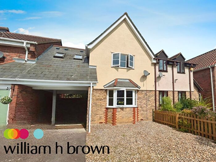 2 Bedroom Property To Rent In Aldeburgh Gardens, Highwoods, Colchester, CO4