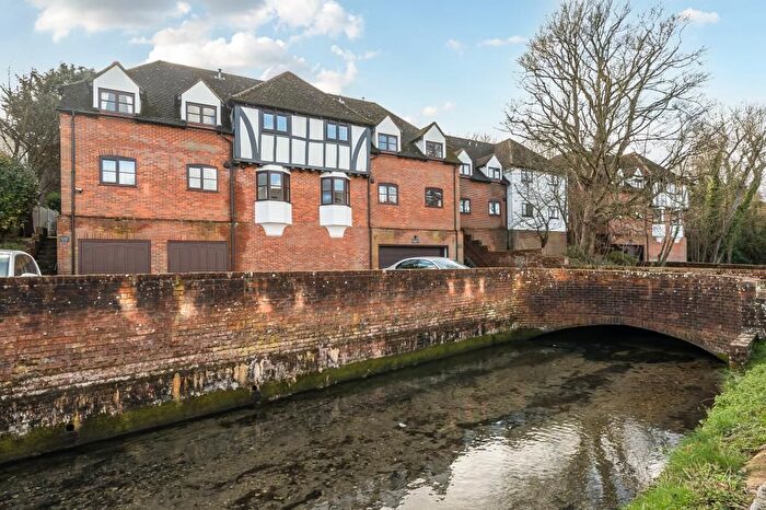 2 Bedroom Flat For Sale In High Wycombe, Buckinghamshire, HP11