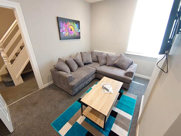 4 Bedroom Terraced House To Rent In Cotswold Street, Liverpool, L7