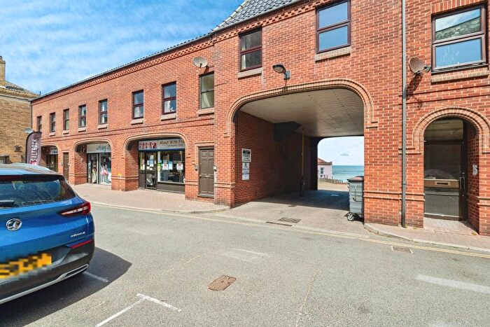 2 Bedroom Flat For Sale In Tucker Street, Cromer, NR27