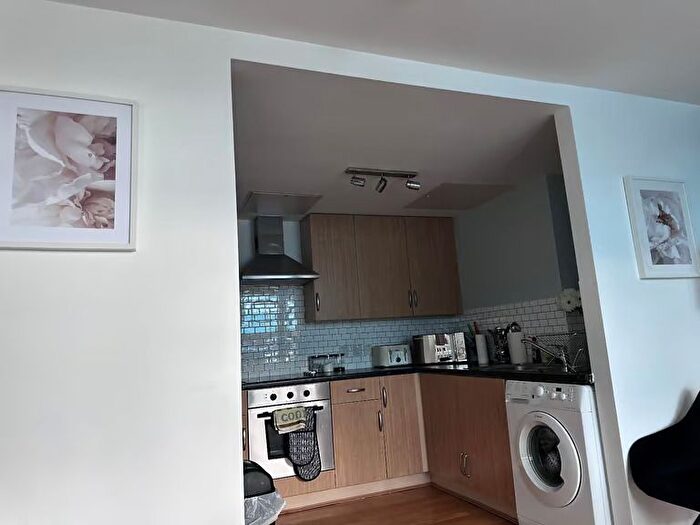 1 Bedroom Flat To Rent In Ashburton Triangle, Drayton Park, London, N5