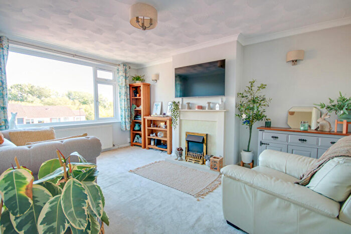 2 Bedroom Detached Bungalow For Sale In Sholing! Popular Location! Beautifully Maintained Throughout!, SO19