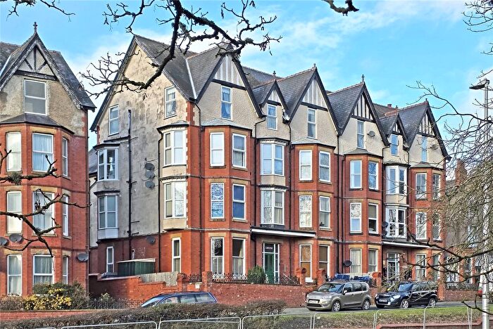 1 Bedroom Flat For Sale In Temple Drive, Llandrindod Wells, Powys, LD1