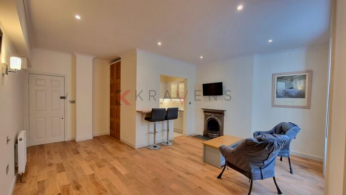 Studio To Rent In Devonshire Terrace, Paddington, Lancaster Gate, W2