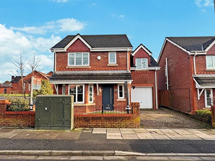 4 Bedroom Detached House For Sale In Rutherford Drive, Bolton, BL5