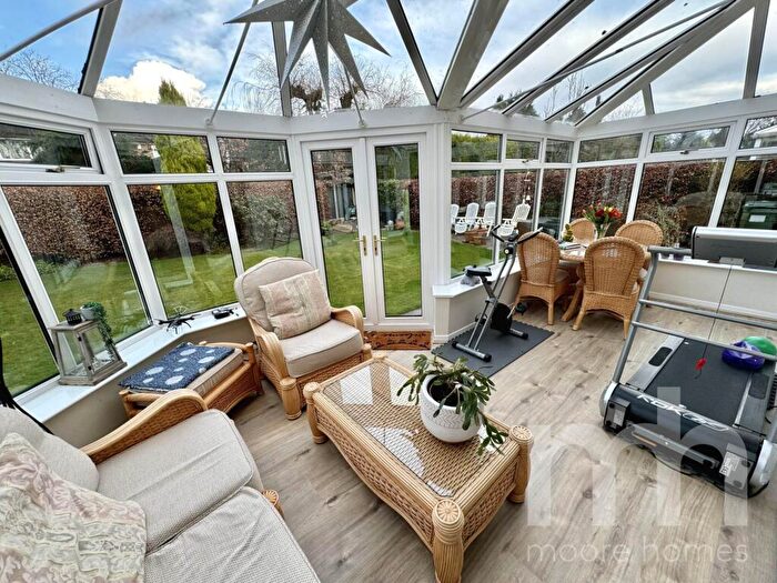 4 Bedroom Detached House For Sale In Southern Crescent, Bramhall, SK7