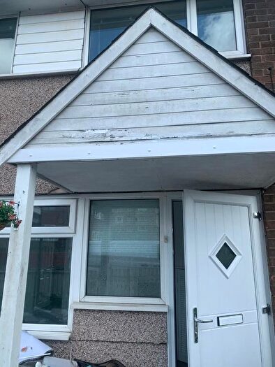 3 Bedroom End Terrace House To Rent In Hopwood Road, Middleton, Manchester, M24