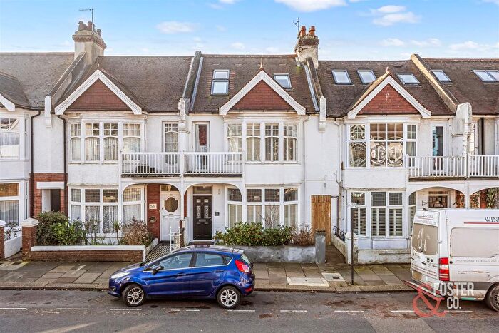 6 Bedroom Property For Sale In Lyndhurst Road, Hove, BN3