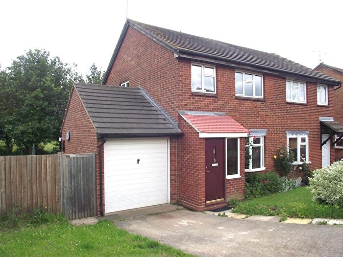 3 Bedroom Semi-Detached House To Rent In The Broadway, Silver End, CM8