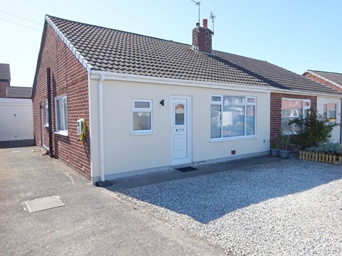 2 Bedroom Semi-Detached Bungalow For Sale In Winslow Avenue, Poulton-Le-Fylde, Lancashire, FY6