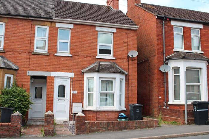 3 Bedroom End Of Terrace House To Rent In Orchard Street, Yeovil, BA20