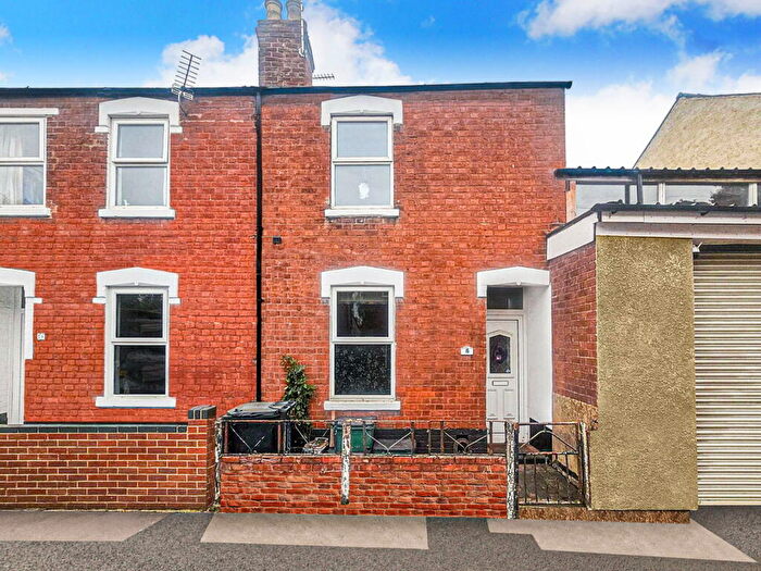 2 Bedroom End Of Terrace House For Sale In Ducie Street, Gloucester, GL1
