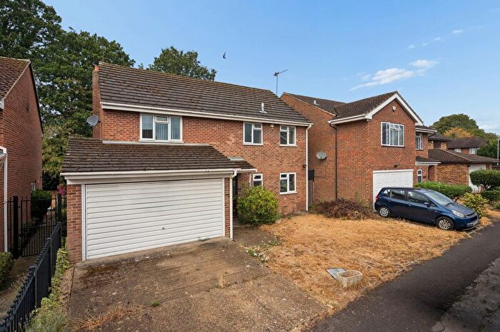 4 Bedroom Detached House For Sale In Farnham Royal, SL2