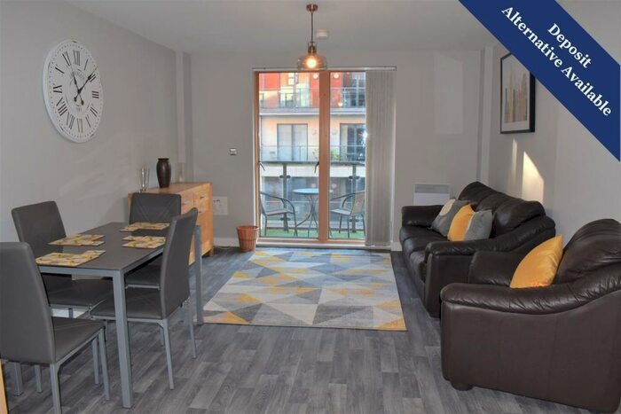 2 Bedroom Flat To Rent In Barton Place, Hornbeam Way, Manchester, M4