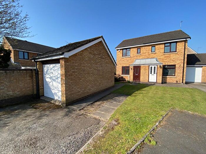 2 Bedroom Semi-Detached House To Rent In Rochford Court, Shirley, B90