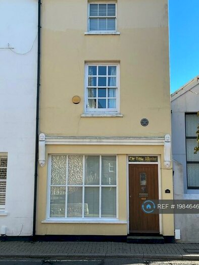 4 Bedroom Terraced House To Rent In John Street, Shoreham-By-Sea, BN43