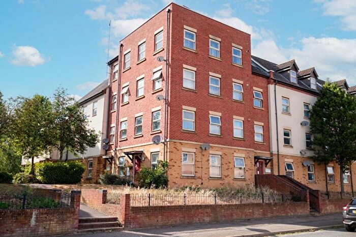 1 Bedroom Flat For Sale In The Embankment, Wellingborough, NN8