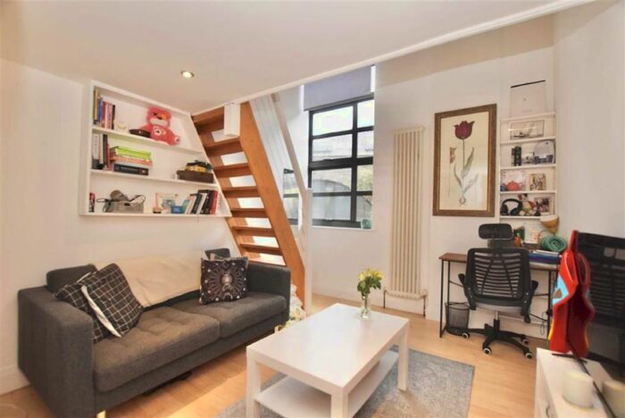 1 Bedroom Flat To Rent In Surrey Row, London, SE1