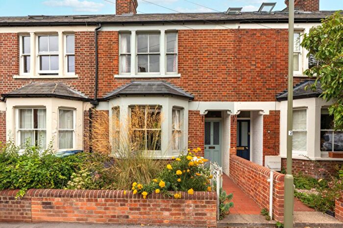 3 Bedroom Terraced House For Sale In Kineton Road, Oxford, OX1