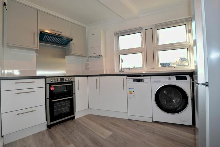 1 Bedroom Flat To Rent In Cranbury Place, Southampton, SO14