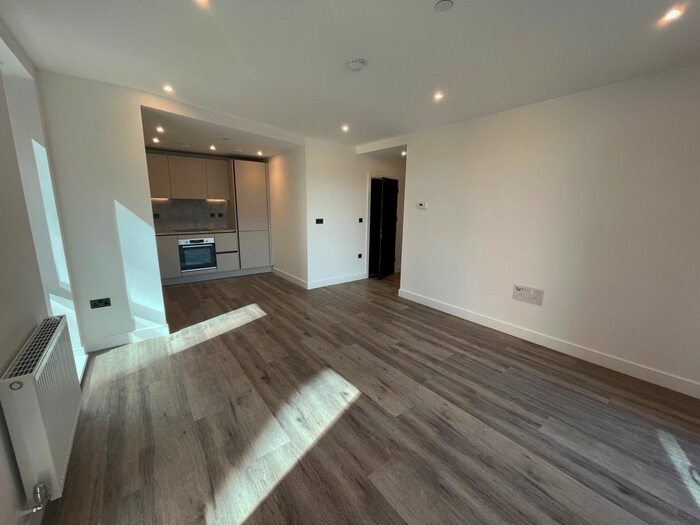 2 Bedroom Flat To Rent In Snow Hill Wharf, Shadwell Street, Birmingham, B4