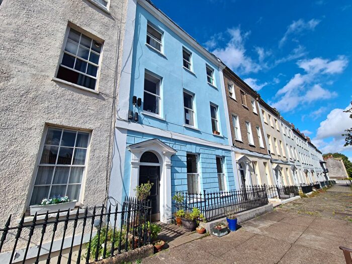 3 Bedroom Flat To Rent In Richmond Terrace, Bristol, BS8