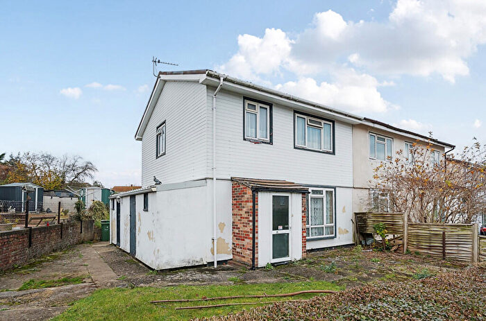 3 Bedroom Semi-Detached House For Sale In Waynflete Road, Headington, Oxford, OX3