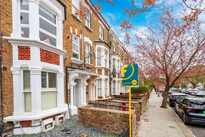 2 Bedroom Flat For Sale In Fordingley Road, Queen's Park, London, W9