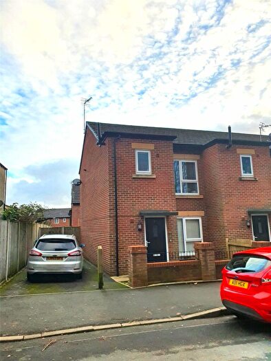 3 Bedroom End Of Terrace House To Rent In Edward Avenue, Salford, Greater Manchester, M6