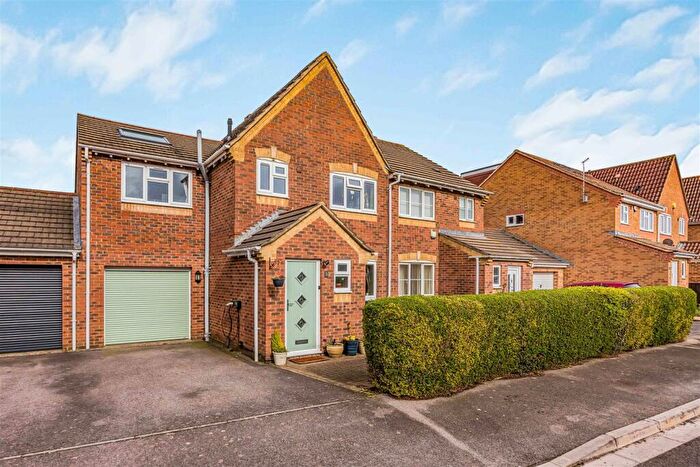 4 Bedroom House For Sale In Camelia Close, Havant, PO9