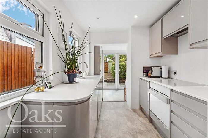 2 Bedroom Terraced House For Sale In Exeter Road, East Croydon, CR0