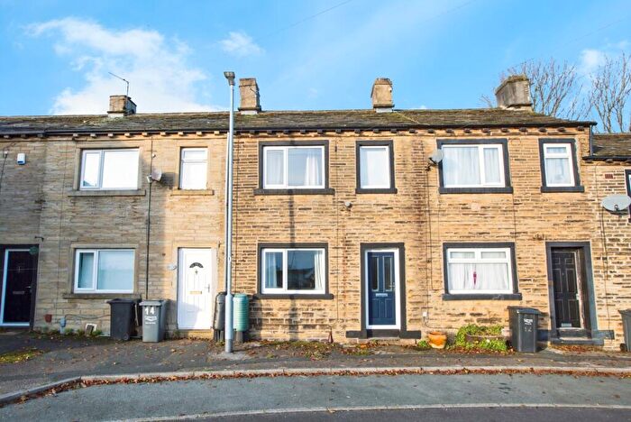 2 Bedroom Terraced House For Sale In Greens Square, Halifax, West Yorkshire, HX2
