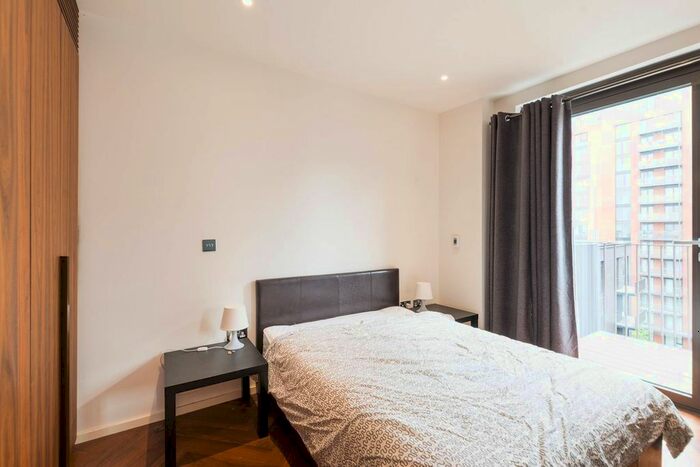 Studio To Rent In Embassy Gardens, Nine Elms, London, SW11